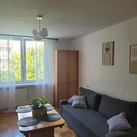 Διαμέρισμα Near Bathrooms Park